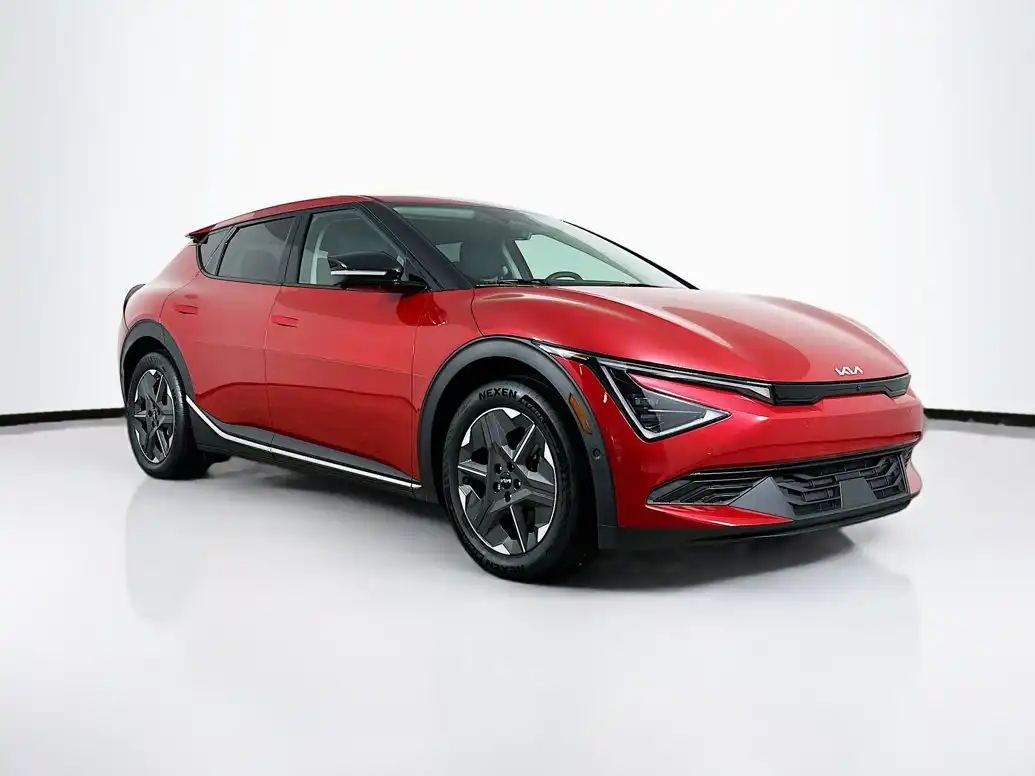 2025 Kia EV6 Light L/R's photo