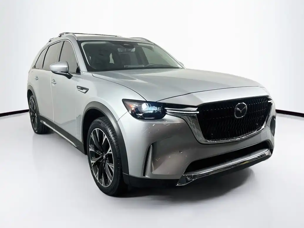 2024 Mazda CX-90 PHEV Premium Package's photo