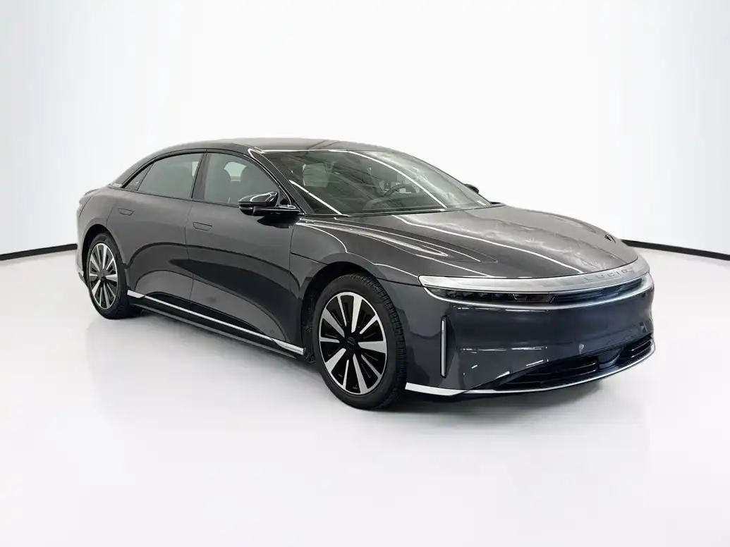 2024 Lucid Air Touring's photo