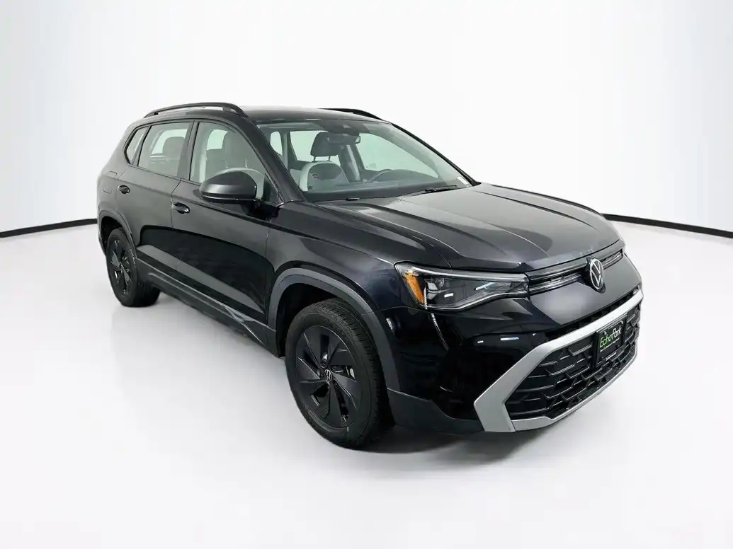 2025 Volkswagen Taos 1.5T S's photo