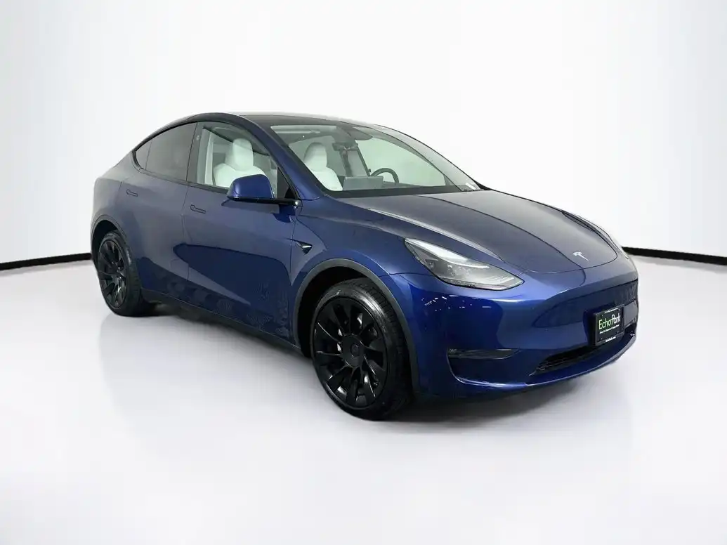 2024 Tesla Model Y Long Range Dual Motor All-Wheel Drive's photo