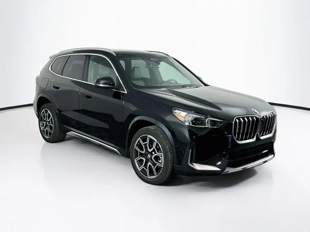 2025 BMW X1 xDrive28i's photo