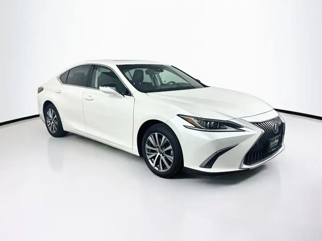 2019 Lexus ES 350 350's photo