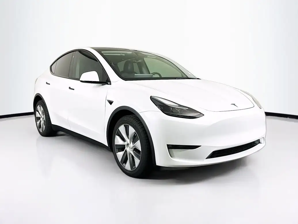 2023 Tesla Model Y Long Range Dual Motor All-Wheel Drive's photo