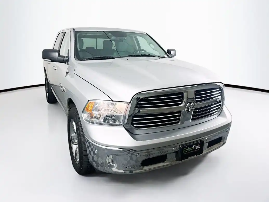 2016 RAM 1500 Big Horn 4x4 Crew Cab 5'7's photo
