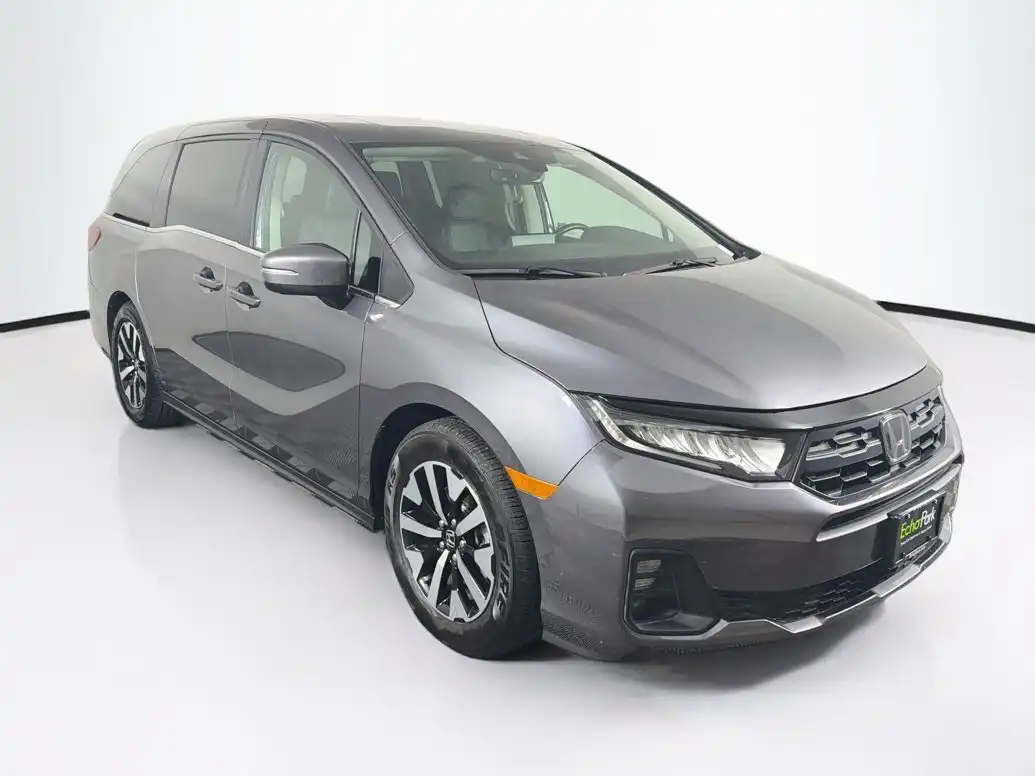 2025 Honda Odyssey EX-L's photo