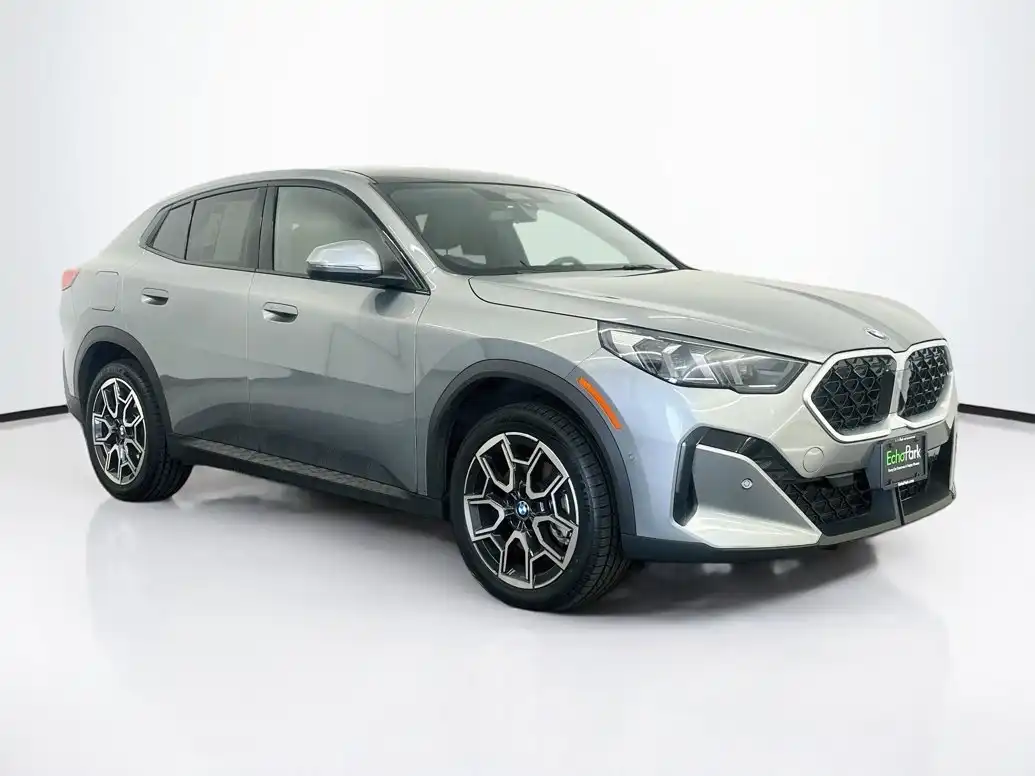 2026 BMW X2 xDrive28i's photo