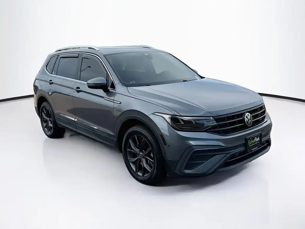 2022 Volkswagen Tiguan 2.0T SE 4Motion's photo