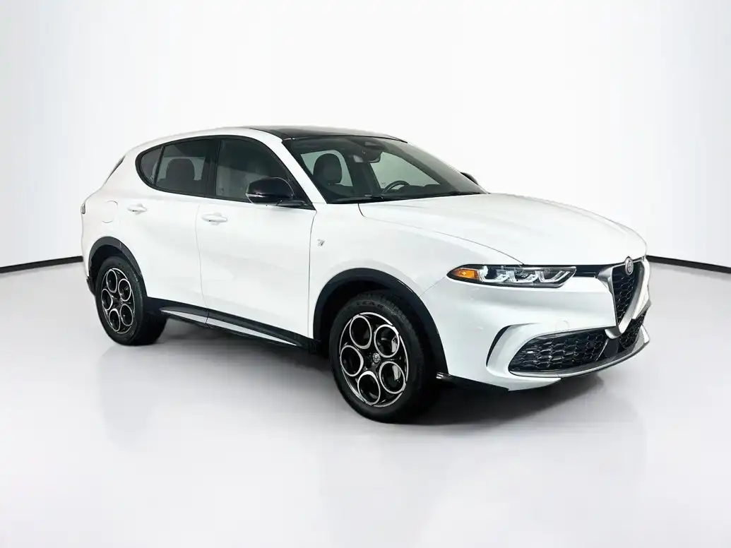 2024 Alfa Romeo Tonale TI's photo
