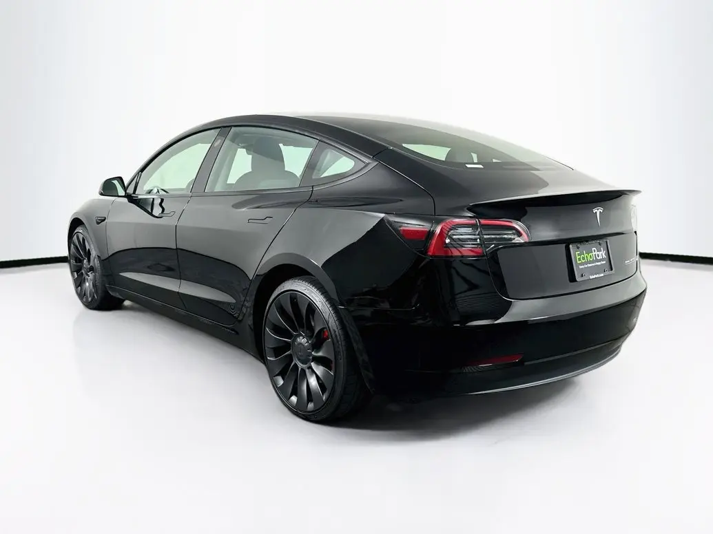 2023 Tesla Model 3 Performance photo 5