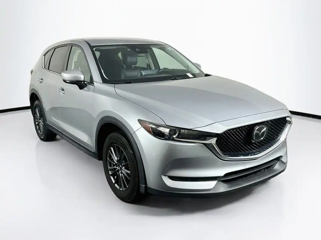 2021 Mazda CX-5 Touring Auto's photo