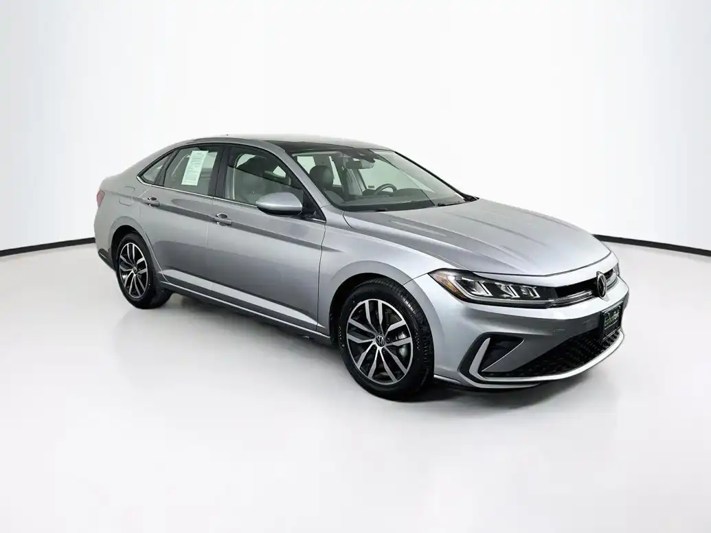 2025 Volkswagen Jetta 1.5T SE Auto SULEV's photo