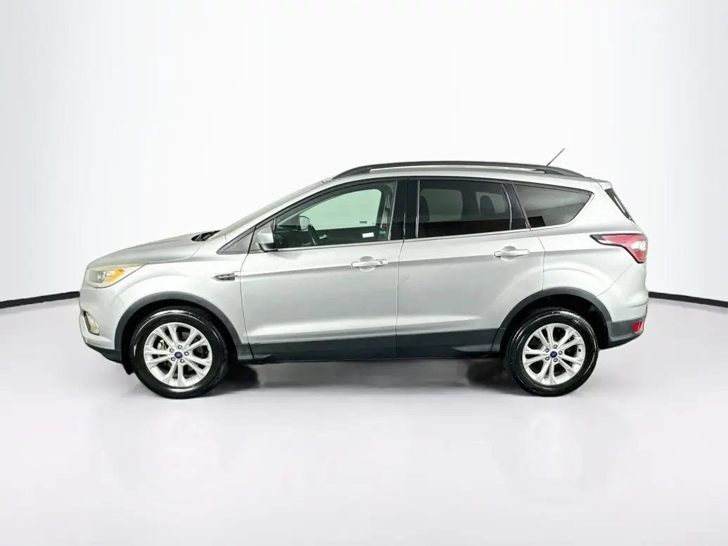 2017 Ford Escape SE photo 4