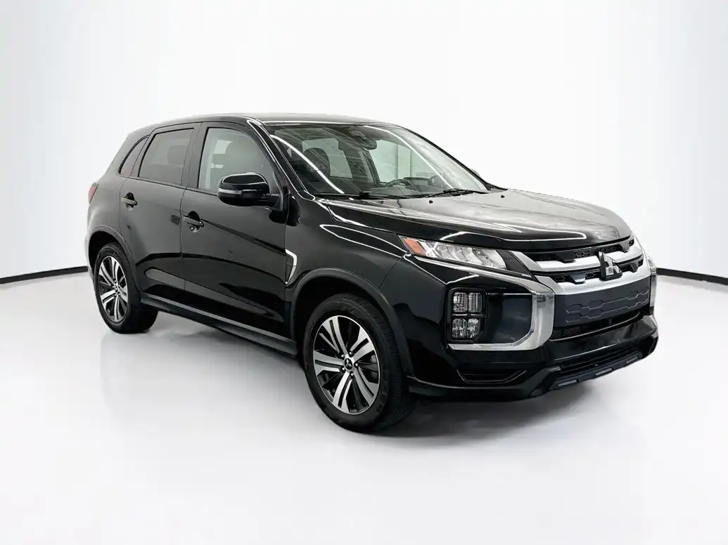 2025 Mitsubishi Outlander Sport 2.0 SE AWC CVT's photo
