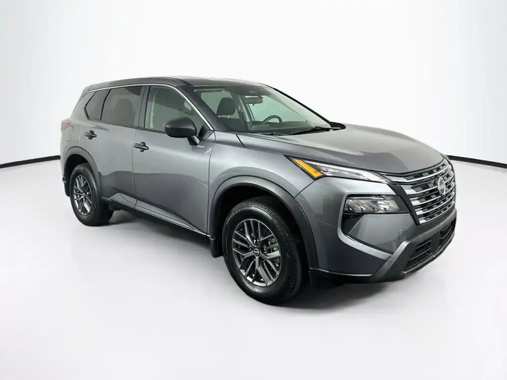 2025 Nissan Rogue S FWD's photo