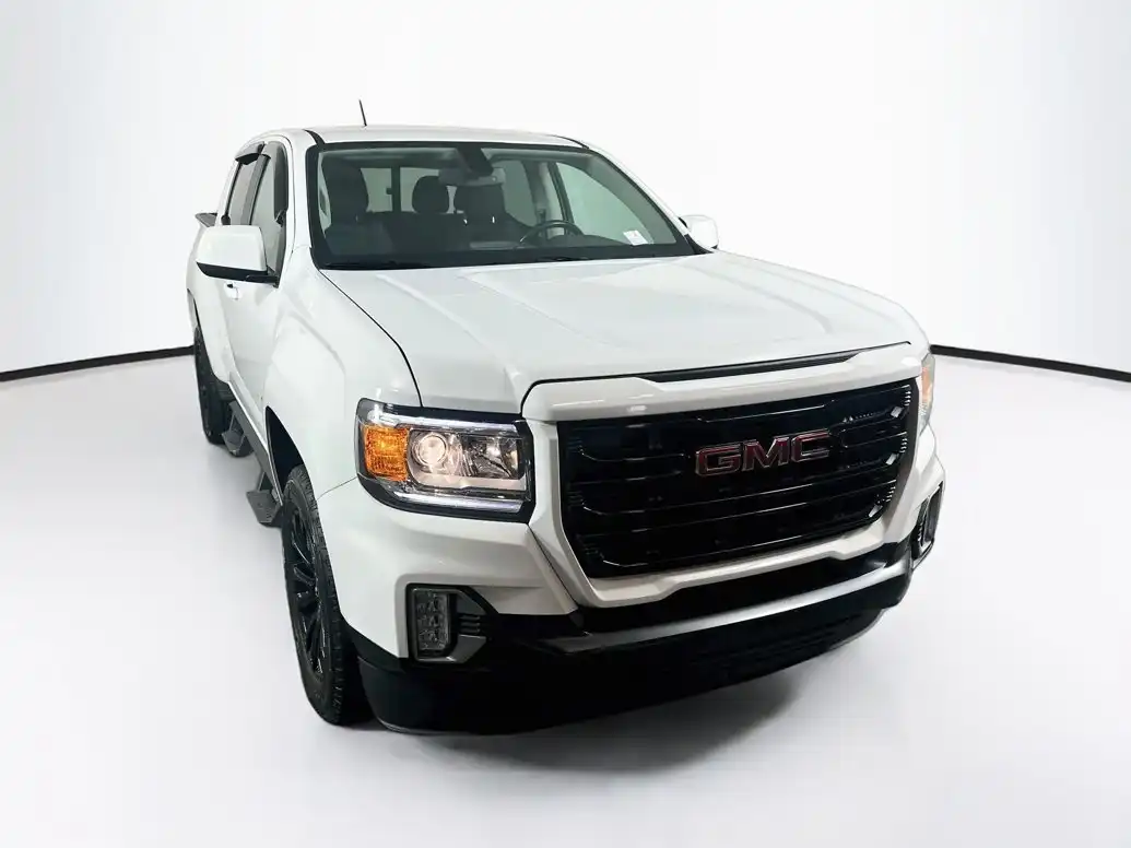 2022 GMC Canyon Elevation 2WD Crew Cab Short Box's photo