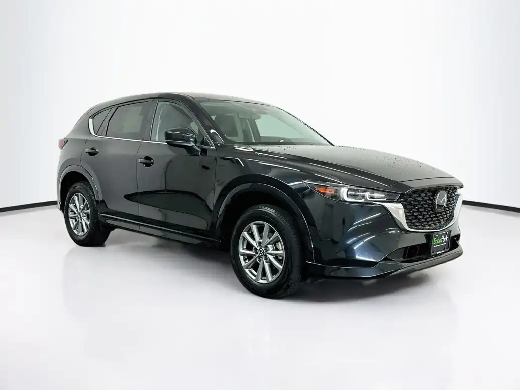 2025 Mazda CX-5 S Preferred package Auto AWD's photo