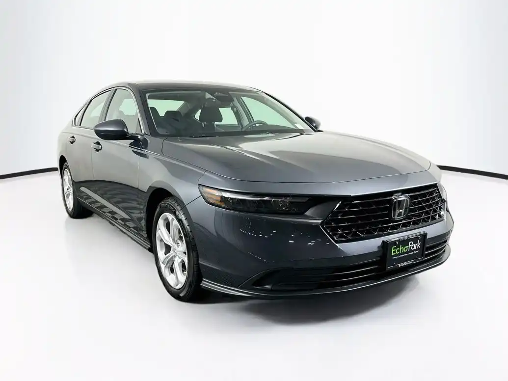 2025 Honda Accord 1.5T LX CVT's photo