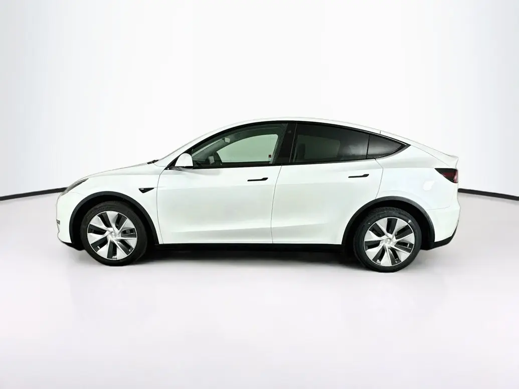 2022 Tesla Model Y YLR Long Range photo 4