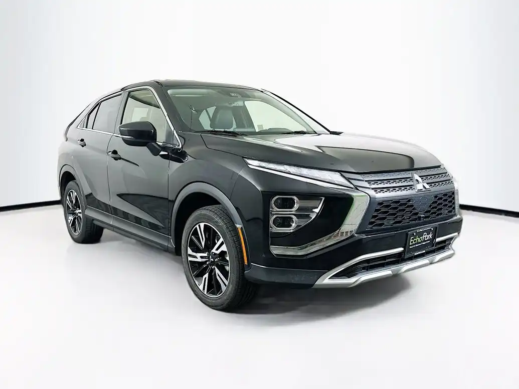 2024 Mitsubishi Eclipse Cross SE S-AWC's photo