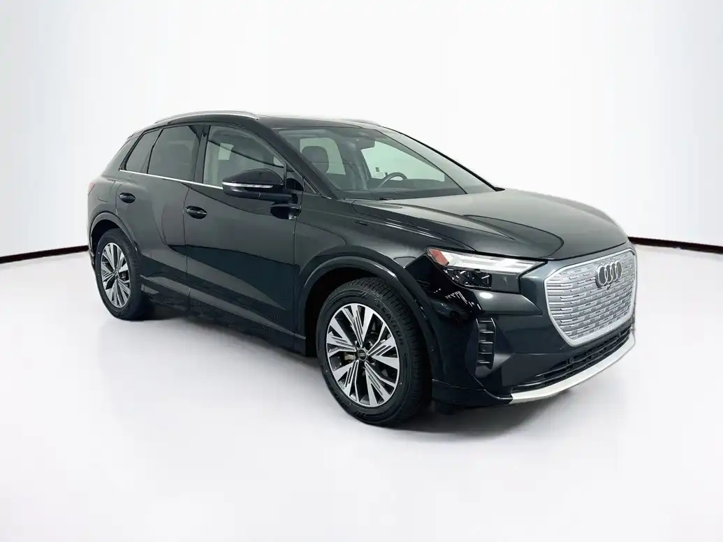 2023 Audi Q4 e-tron 40 Premium Plus's photo