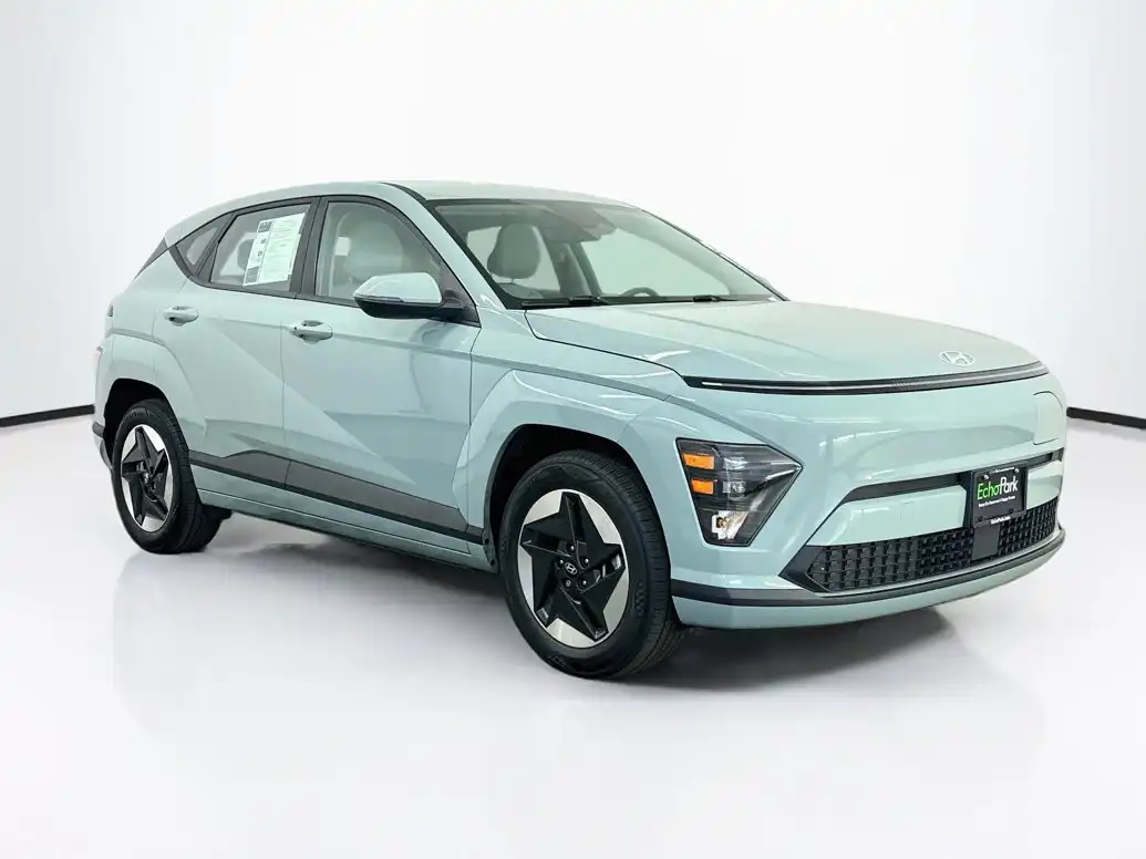 2024 Hyundai Kona Electric SE's photo
