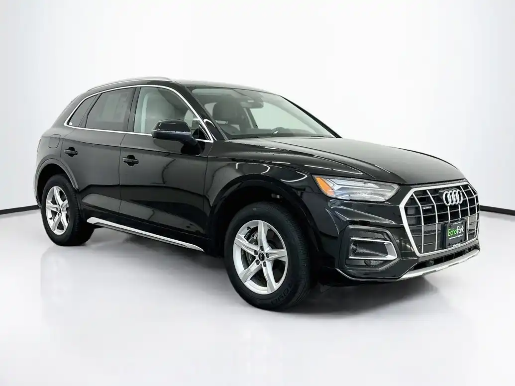 2023 Audi Q5 40 Premium's photo