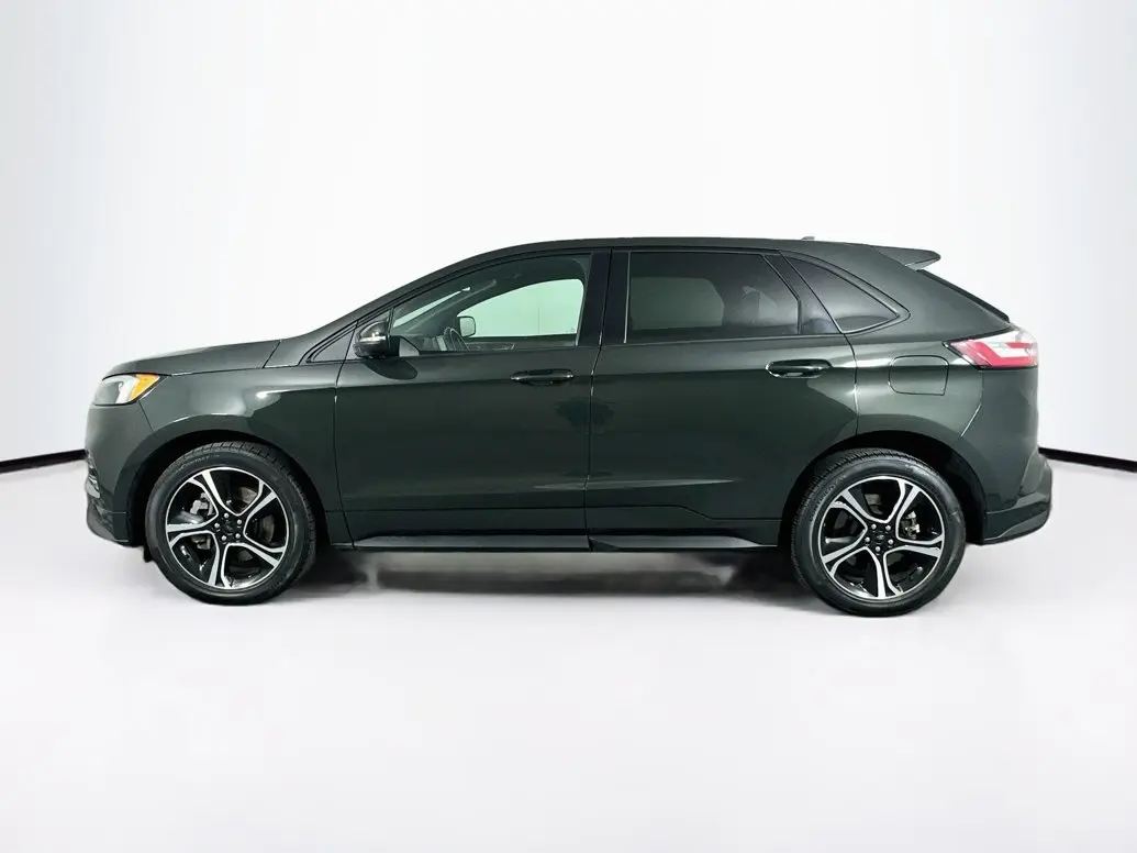 2022 Ford Edge ST AWD photo 4