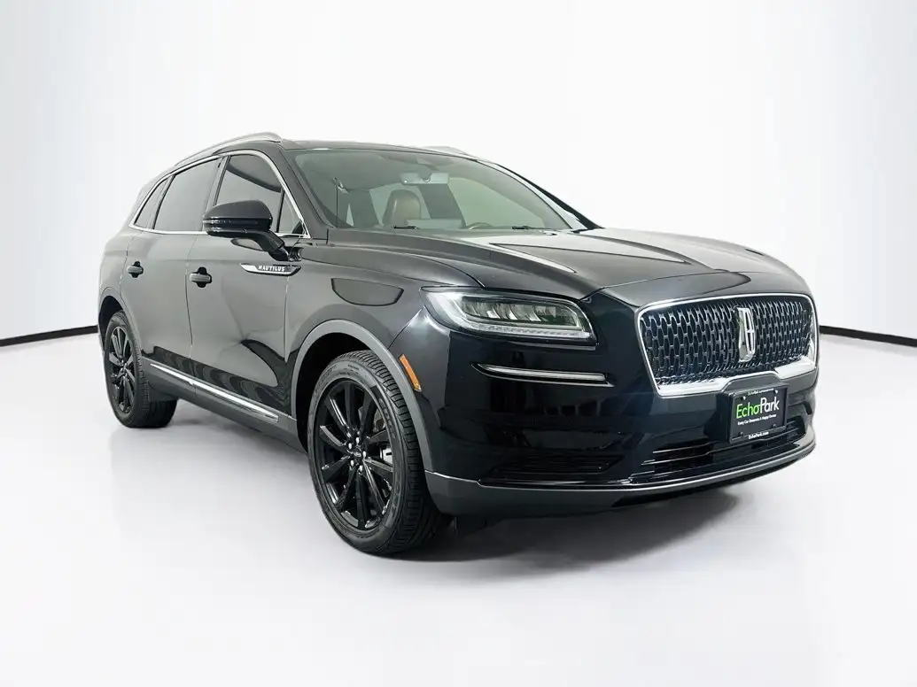 2022 Lincoln Nautilus Reserve FWD's photo
