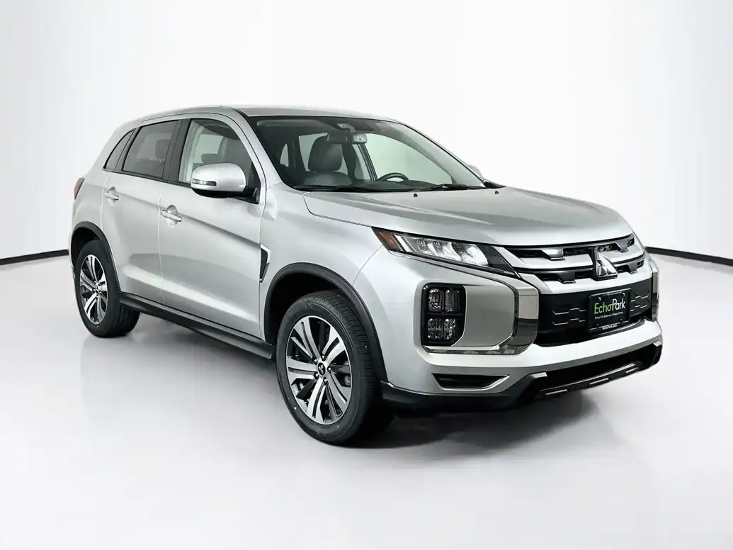2024 Mitsubishi Outlander Sport 2.0 SE AWC CVT's photo