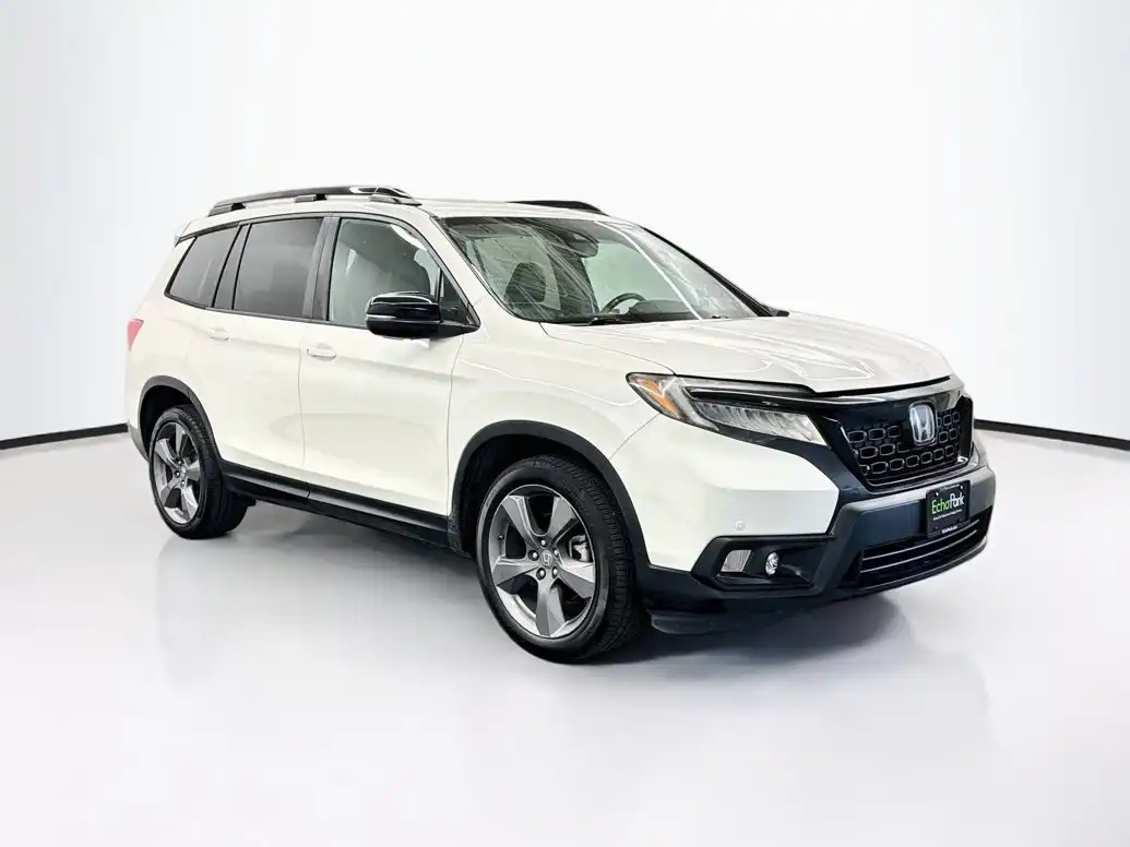 2019 Honda Passport 3.5 Touring Auto's photo