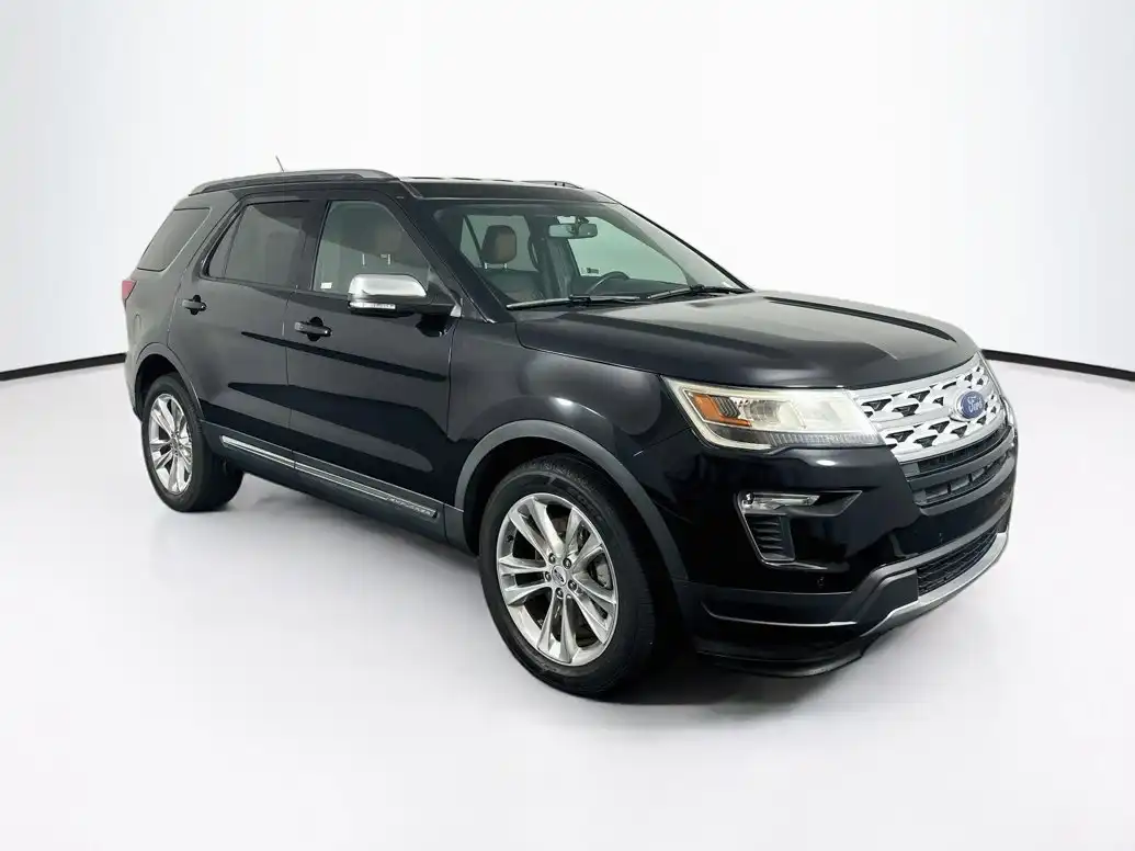 2019 Ford Explorer XLT 4WD's photo