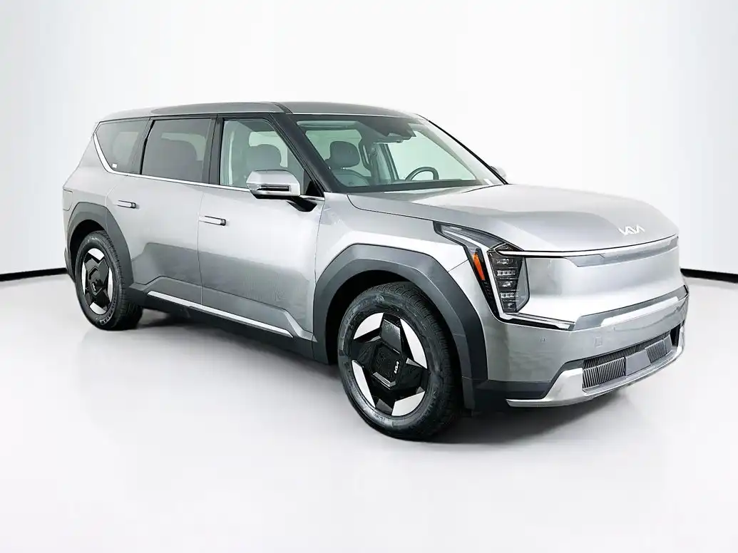 2024 Kia EV9 Light's photo