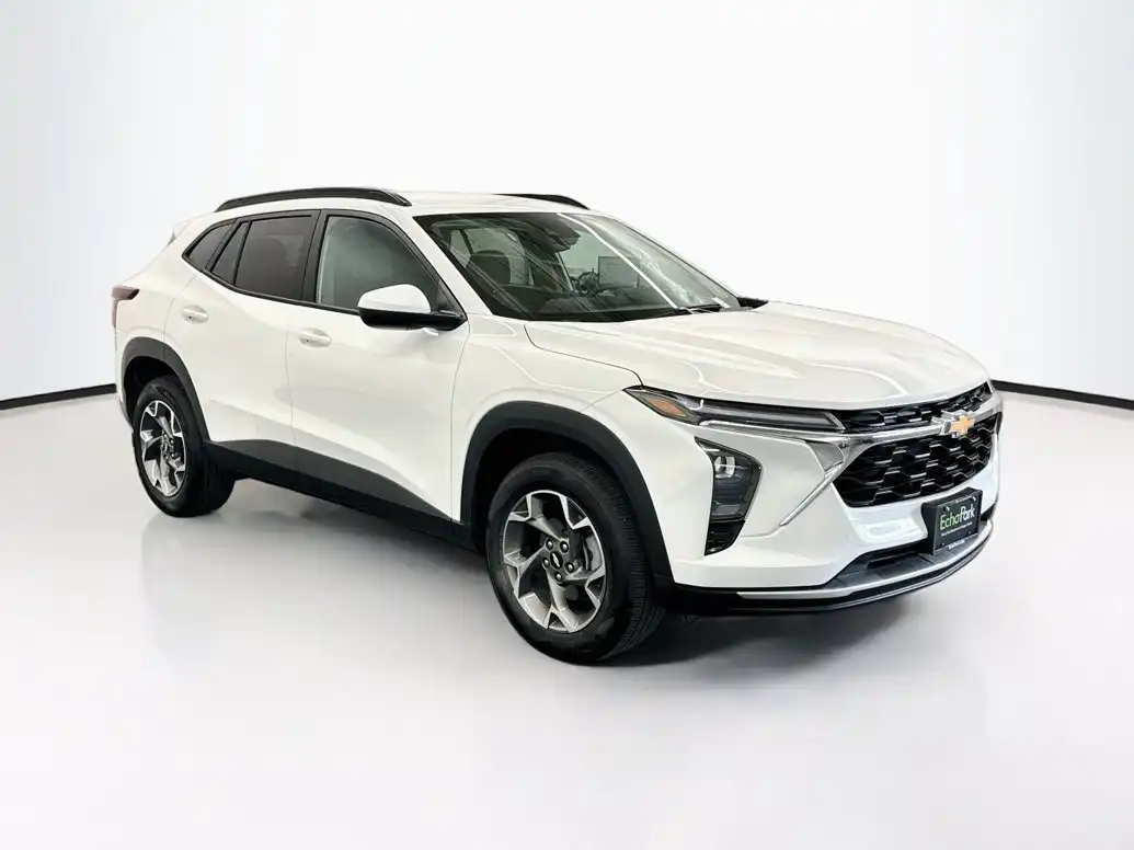 2026 Chevrolet Trax LT 1TU58's photo