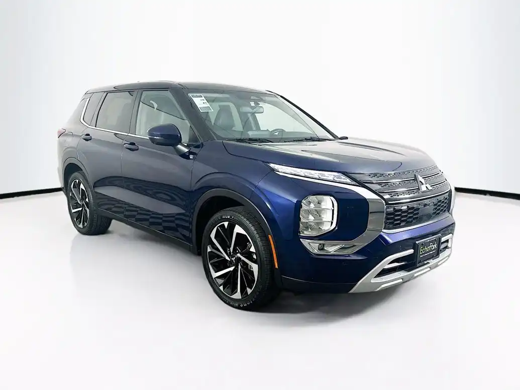 2024 Mitsubishi Outlander SE S-AWC's photo