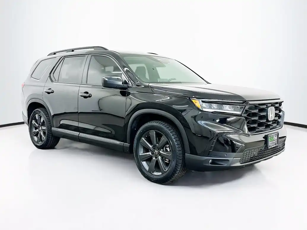 2025 Honda Pilot Sport AWD's photo
