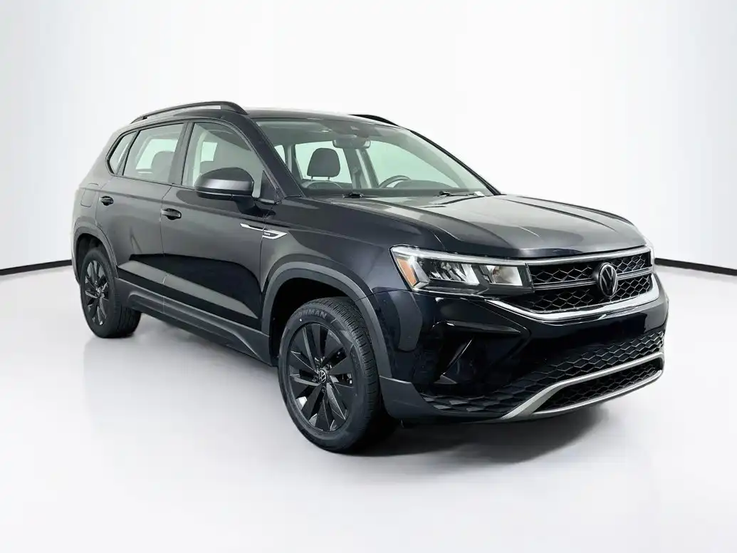 2024 Volkswagen Taos 1.5T S's photo