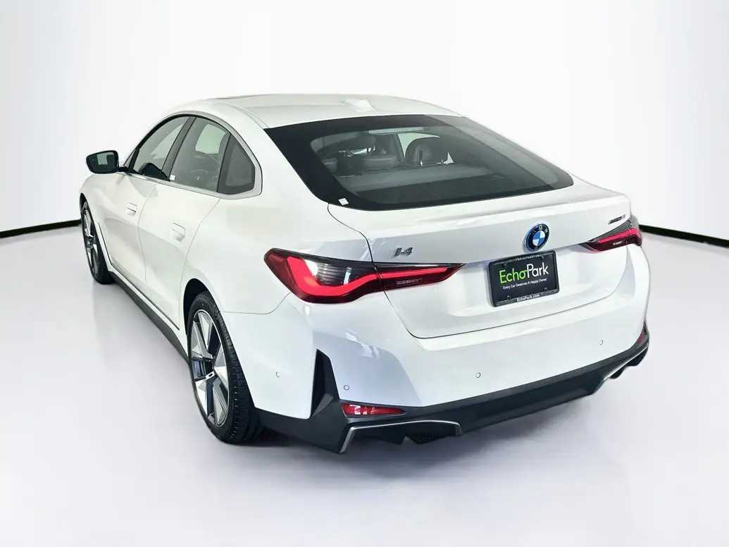 2023 BMW i4 eDrive35 photo 5
