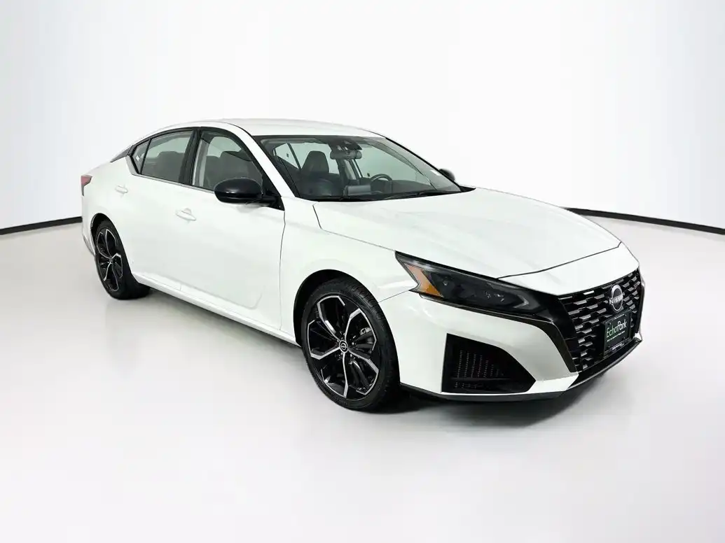 2024 Nissan Altima 13514 2.5 SR's photo