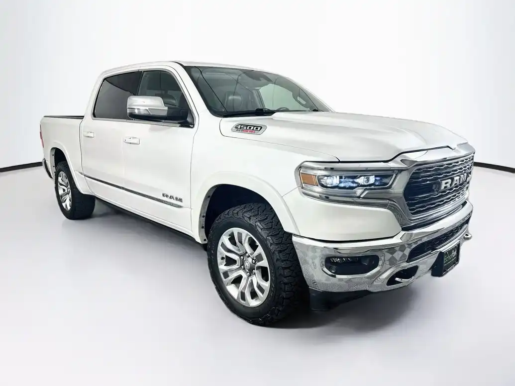 2023 RAM 1500 Limited 4WD Crew Cab 5'7's photo