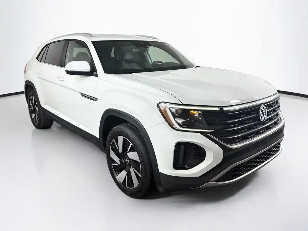 2025 Volkswagen Atlas Cross Sport 2.0T SE w/Tech's photo