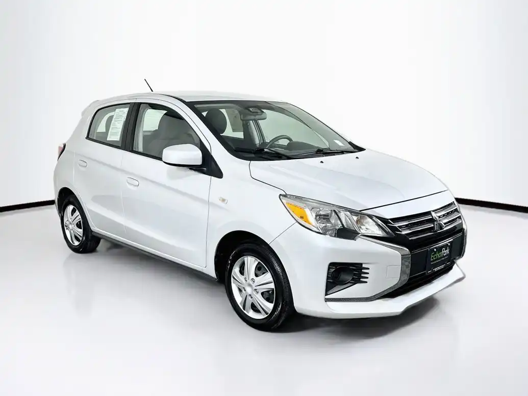 2024 Mitsubishi Mirage ES CVT's photo