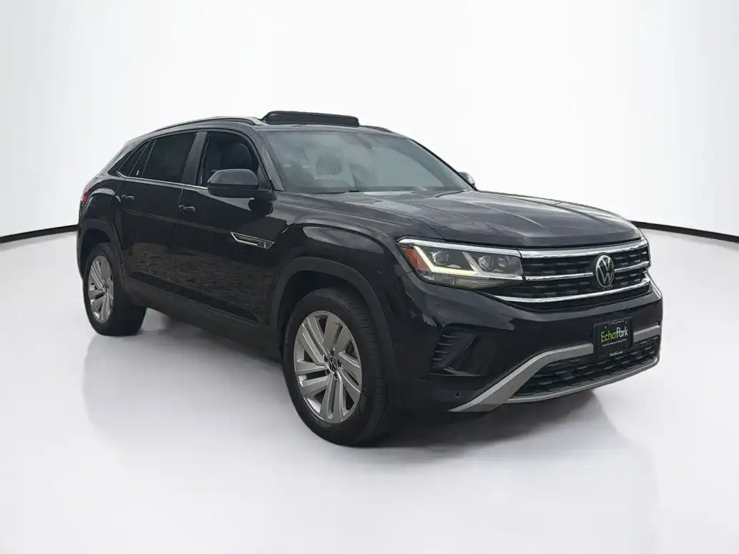 2021 Volkswagen Atlas Cross Sport 3.6L V6 SE with Tech 4Motion's photo