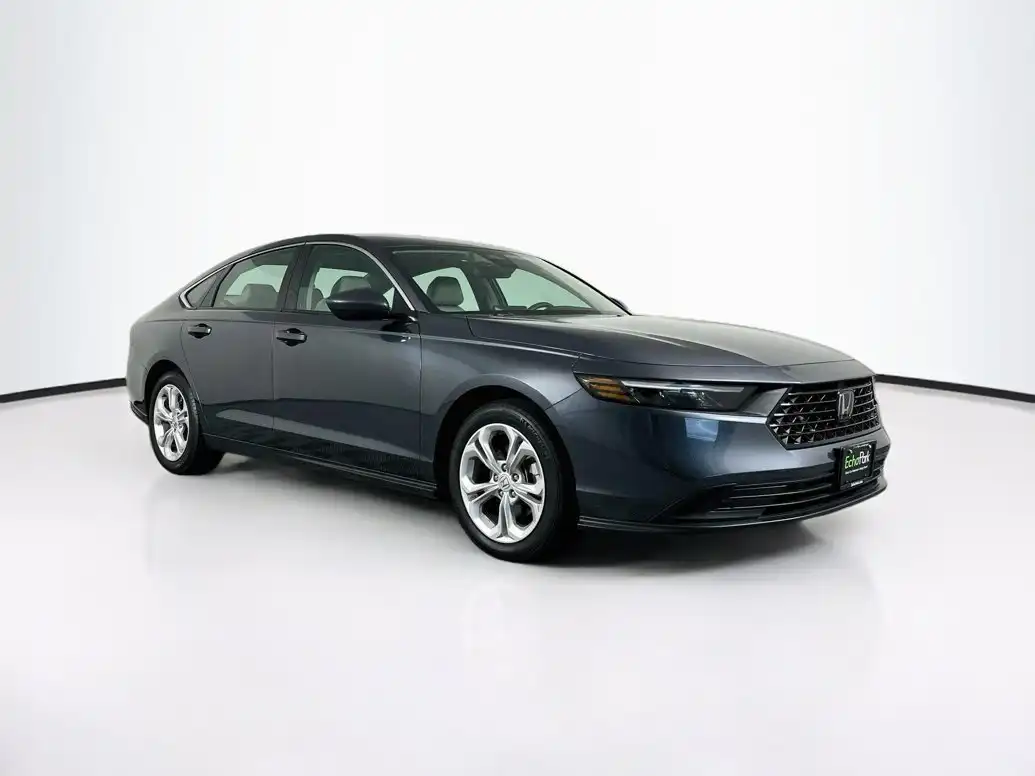 2025 Honda Accord 1.5T LX CVT's photo