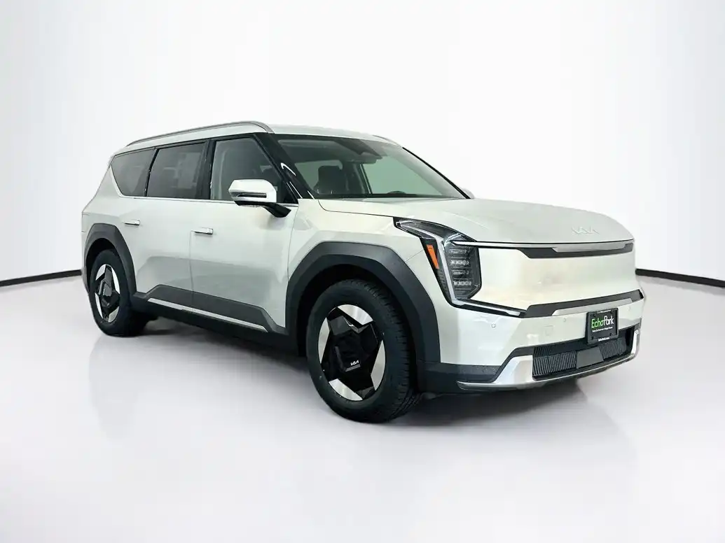 2024 Kia EV9 Wind AWD's photo