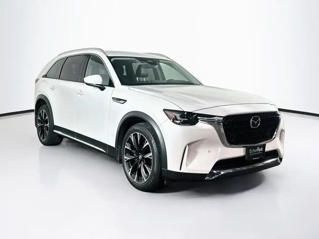 2024 Mazda CX-90 PHEV Premium Package's photo