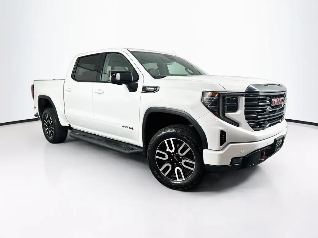 2023 GMC Sierra AT4 4WD Crew Cab Short Box's photo
