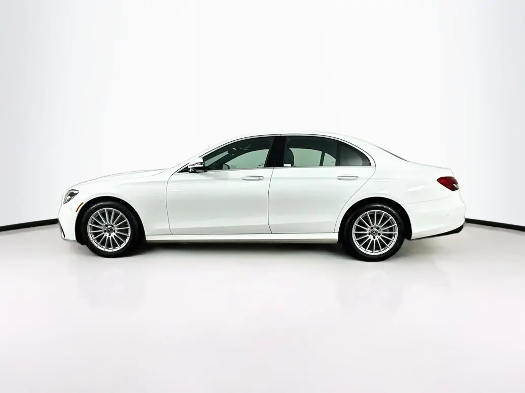 2023 Mercedes-Benz E-Class E350 4MATIC photo 4