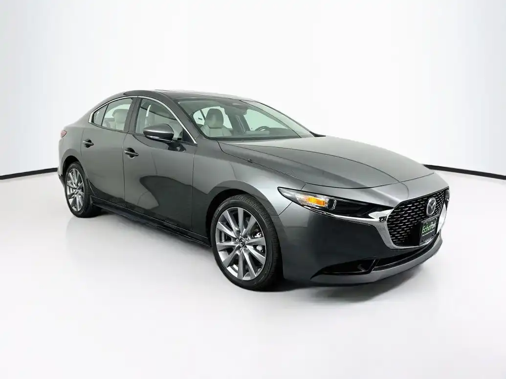 2025 Mazda CX-3 Preferred Auto SKYACTIV 4-Door's photo