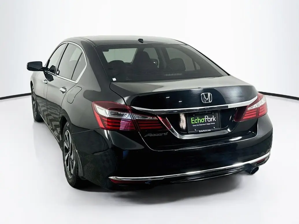 2017 Honda Accord EX CVT photo 5